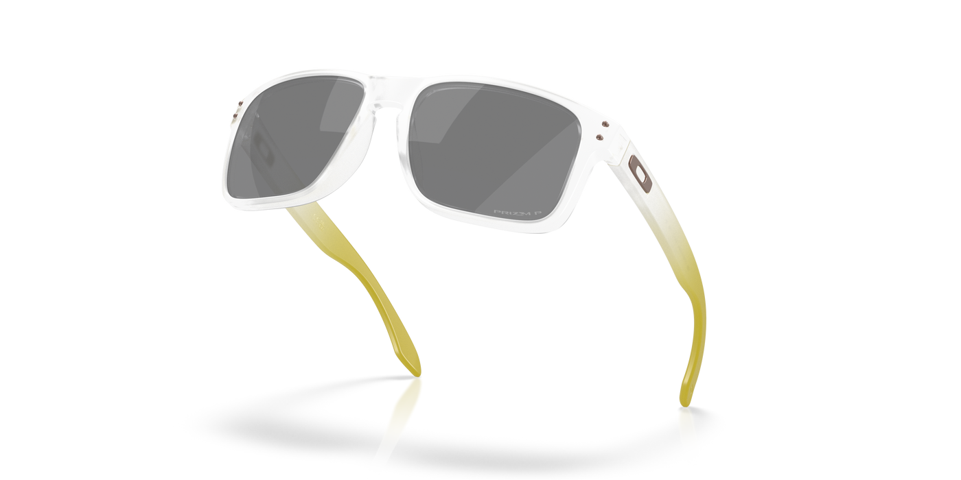 OAKLEY