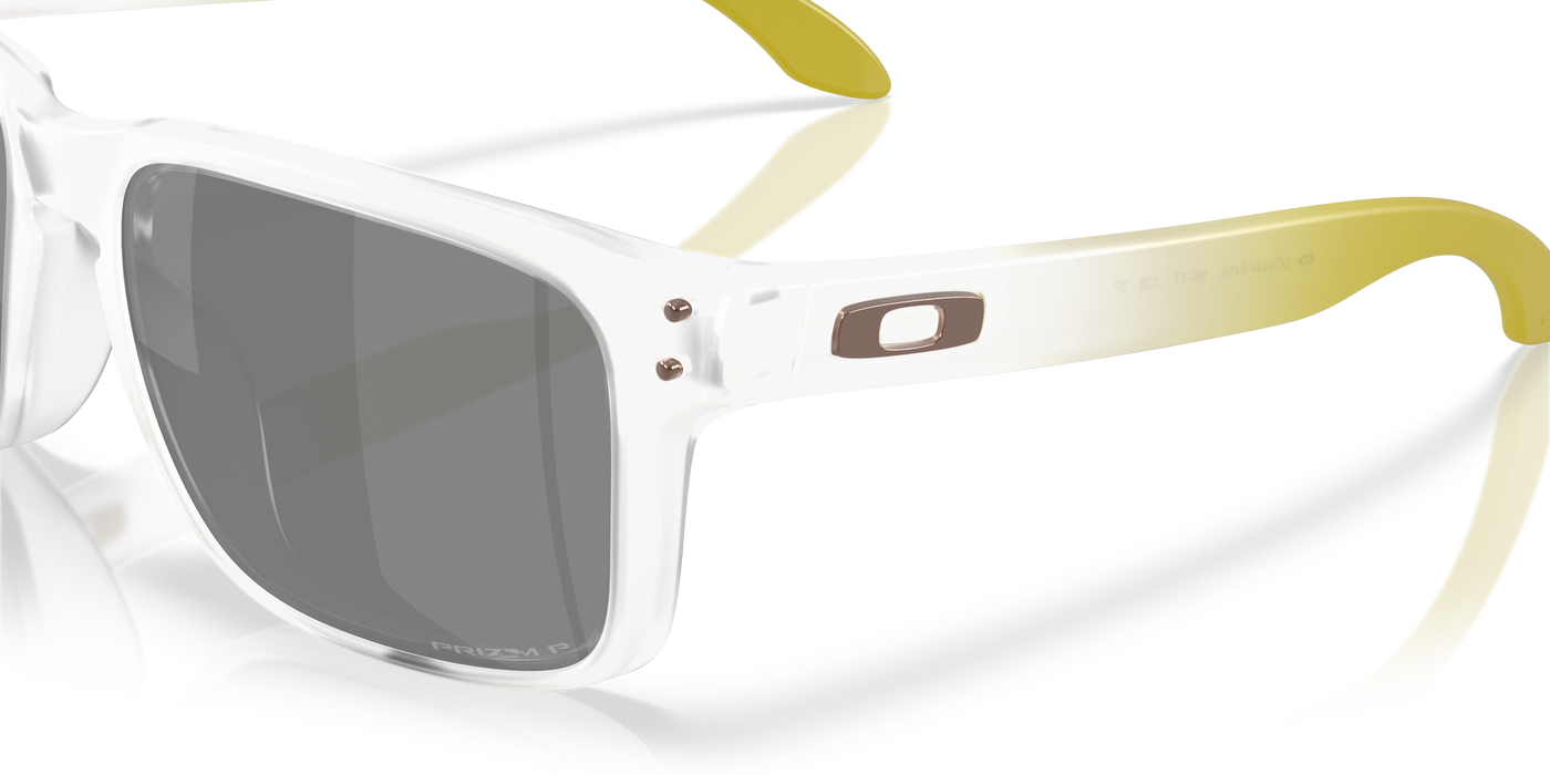 OAKLEY