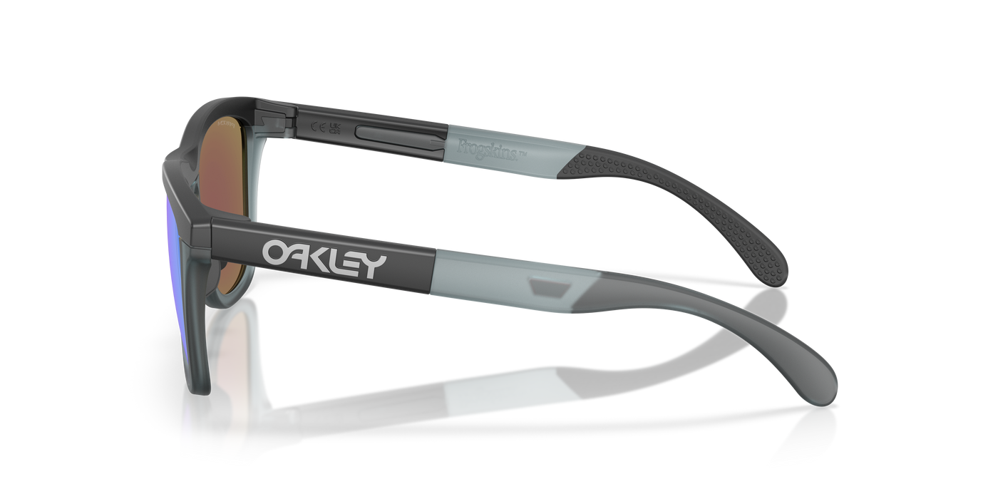 OAKLEY