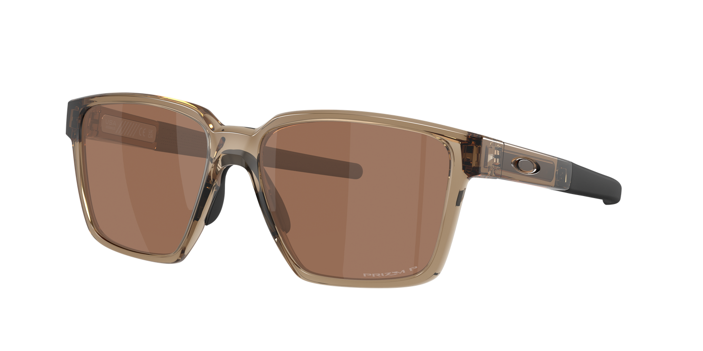 OAKLEY