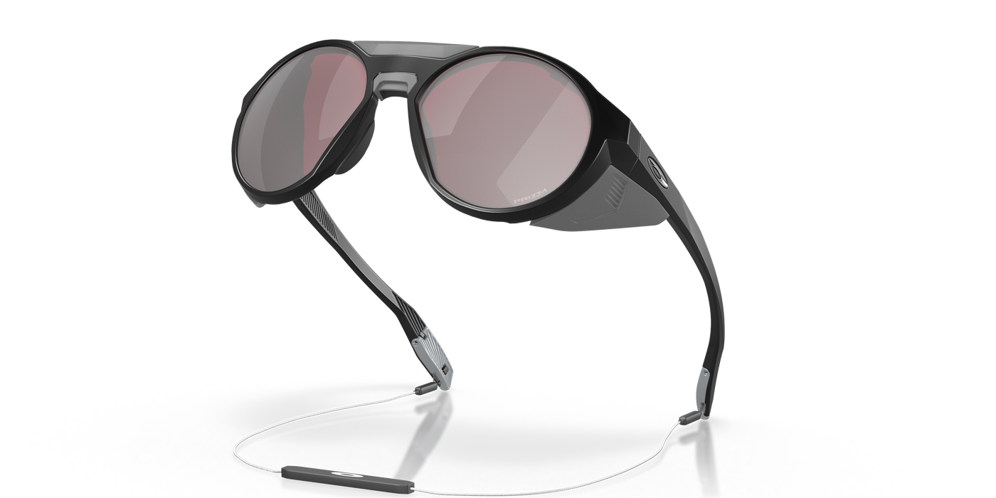 OAKLEY