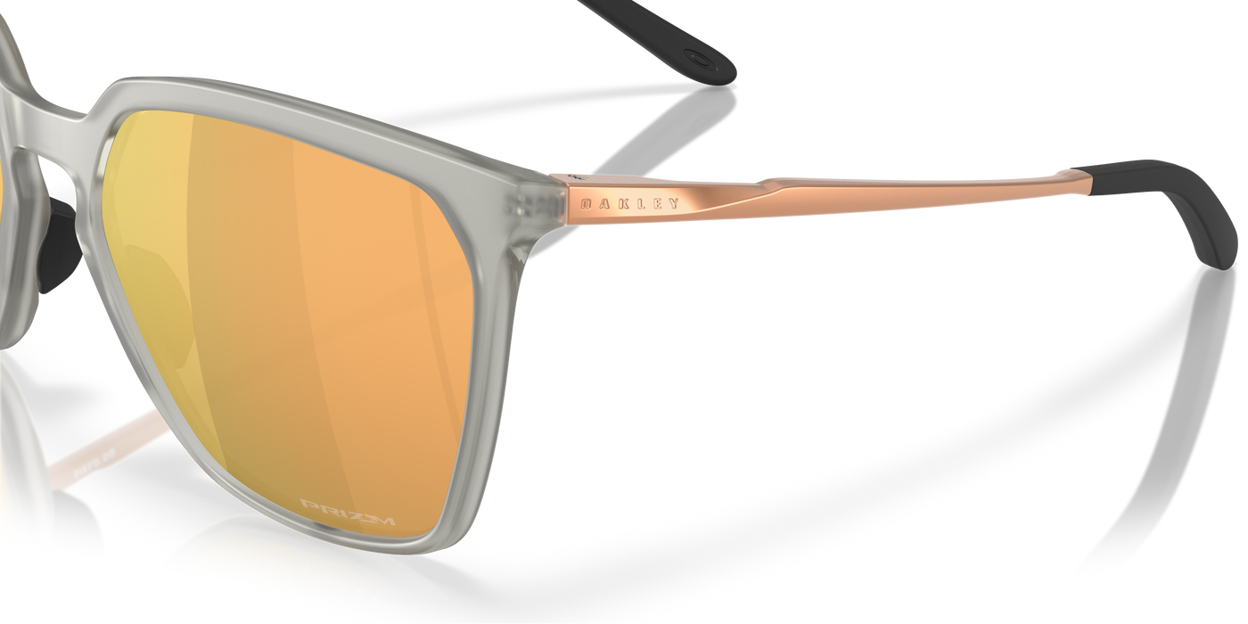 OAKLEY