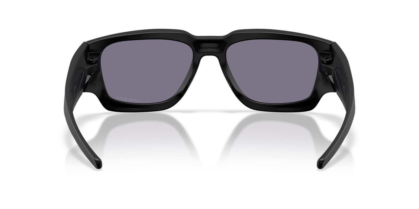 OAKLEY