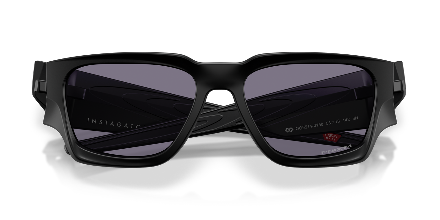 OAKLEY
