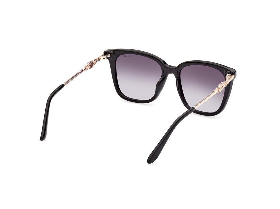 GUESS 7886